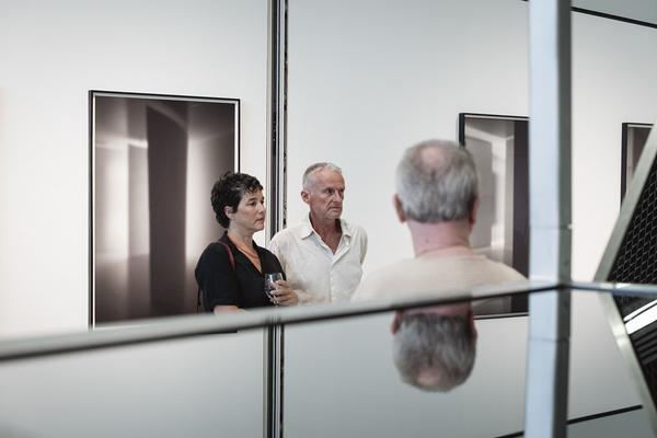Eva Schlegel - Reflexionen 14.06. - 05.10.2025 (Landesgalerie Burgenland Hauptraum, 13.06.2025) Foto: eSeL.at - Robert Puteanu