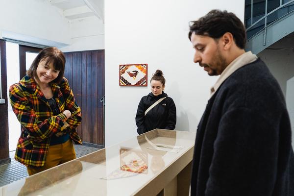 Kurator*innen Führung: Immediate Matters – Speak We Must We Must Speak - Klima Biennale 2026 (Wien, 15.04.2026) Foto: eSeL.at - Robert Puteanu