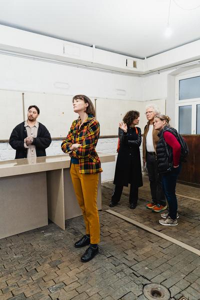 Kurator*innen Führung: Immediate Matters – Speak We Must We Must Speak - Klima Biennale 2026 (Wien, 15.04.2026) Foto: eSeL.at - Robert Puteanu