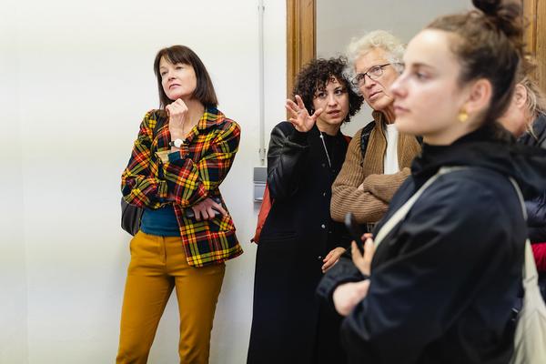 Kurator*innen Führung: Immediate Matters – Speak We Must We Must Speak - Klima Biennale 2026 (Wien, 15.04.2026) Foto: eSeL.at - Robert Puteanu