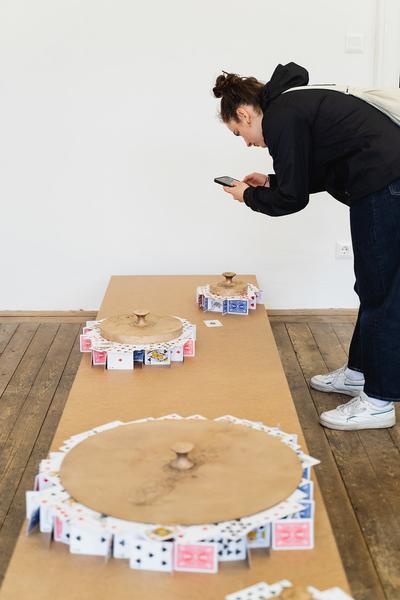 Kurator*innen Führung: Immediate Matters – Speak We Must We Must Speak - Klima Biennale 2026 (Wien, 15.04.2026) Foto: eSeL.at - Robert Puteanu