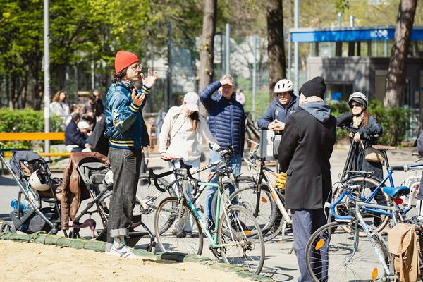 Kurator*innen Führung: (No) funny Games - Klima Biennale 2026 (Wien, 11.04.2026) Foto: eSeL.at - Robert Puteanu