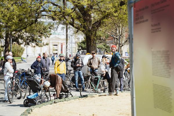 Kurator*innen Führung: (No) funny Games - Klima Biennale 2026 (Wien, 11.04.2026) Foto: eSeL.at - Robert Puteanu