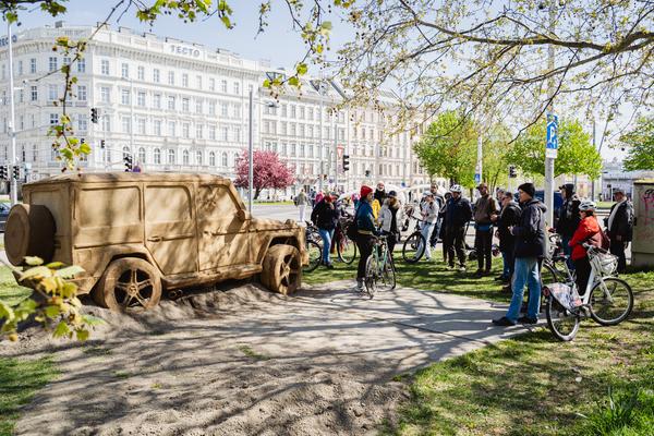 Kurator*innen Führung: (No) funny Games - Klima Biennale 2026 (Wien, 11.04.2026) Foto: eSeL.at - Robert Puteanu
