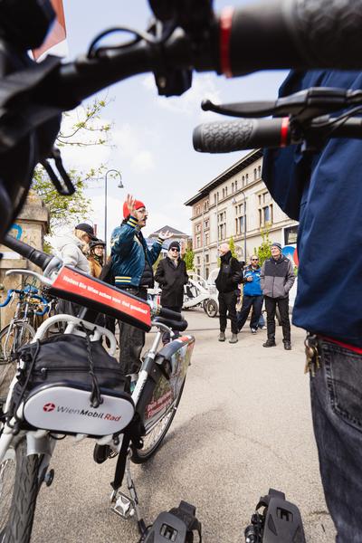 Kurator*innen Führung: (No) funny Games - Klima Biennale 2026 (Wien, 11.04.2026) Foto: eSeL.at - Robert Puteanu