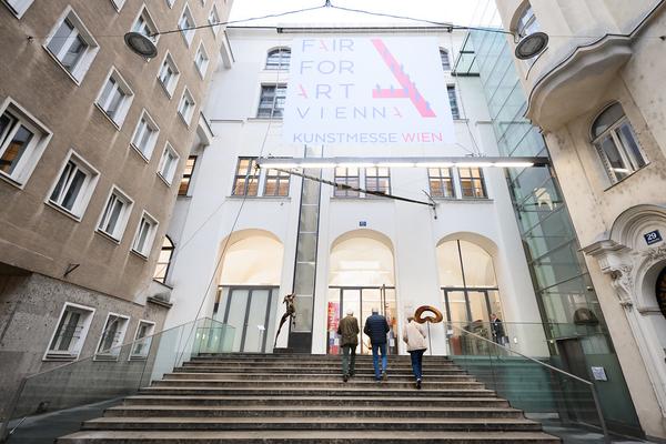 FAIR FOR ART Vienna 2025 (Aula der Wissenschaften, 27.09. - 05.10.2025) Foto: eSeL.at - Joanna Pianka