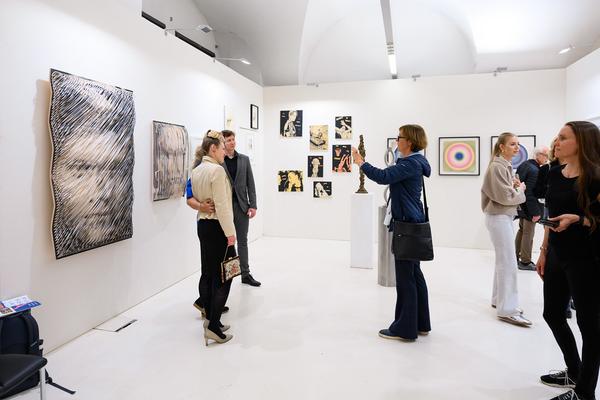 FAIR FOR ART Vienna 2025 (Aula der Wissenschaften, 27.09. - 05.10.2025) Foto: eSeL.at - Joanna Pianka