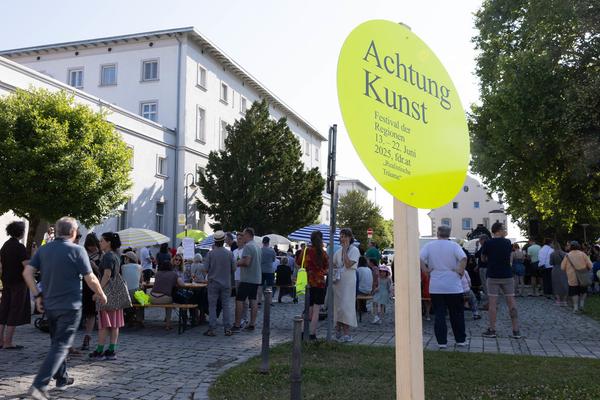 Festival der Regionen 2025: Festival Opening (Bahnhof Simbach, 13.6.2025) Foto: eSeL.at - Lorenz Seidler