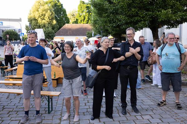 Festival der Regionen 2025: Festival Opening (Bahnhof Simbach, 13.6.2025) Foto: eSeL.at - Lorenz Seidler
