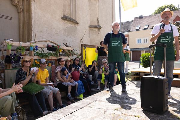 Festival der Regionen 2025: Festival Opening Vermittlungstour (Braunau &gt; Simbach, 13.6.2025) Foto: eSeL.at - Lorenz Seidler