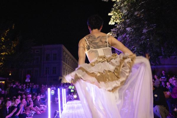 Festival der Regionen 2025: &quot;Braumiau&quot; Drag Show (Festivalzentrale Braunau, 13.6.2025) Foto: eSeL.at - Lorenz Seidler