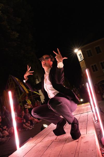 Festival der Regionen 2025: &quot;Braumiau&quot; Drag Show (Festivalzentrale Braunau, 13.6.2025) Foto: eSeL.at - Lorenz Seidler
