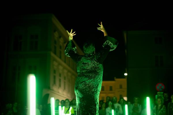 Festival der Regionen 2025: &quot;Braumiau&quot; Drag Show (Festivalzentrale Braunau, 13.6.2025) Foto: eSeL.at - Lorenz Seidler