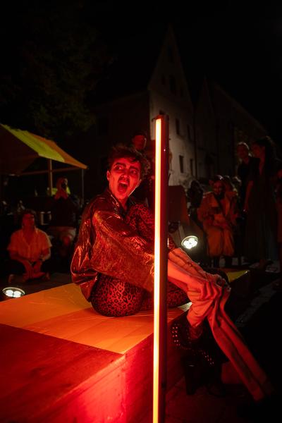Festival der Regionen 2025: &quot;Braumiau&quot; Drag Show (Festivalzentrale Braunau, 13.6.2025) Foto: eSeL.at - Lorenz Seidler
