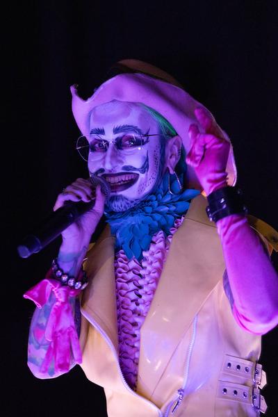 Festival der Regionen 2025: "Braumiau" Drag Show (Festivalzentrale Braunau, 13.6.2025) Foto: eSeL.at - Lorenz Seidler