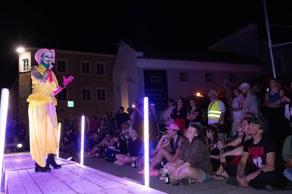Festival der Regionen 2025: "Braumiau" Drag Show (Festivalzentrale Braunau, 13.6.2025) Foto: eSeL.at - Lorenz Seidler