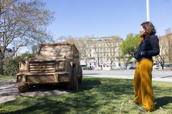 Klima Biennale: Folke Köbberling "Maaaaash!" (KOER Wien @ Karlsplatz, 10.4.2026 – 31.7.2027) Foto: eSeL.at - Lorenz Seidler