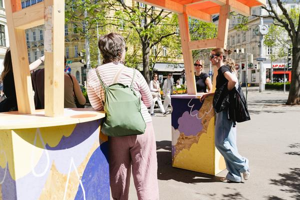 Creatives for Vienna – Making Spaces X Klima Biennale Wien: Die Anhaltestelle (Straßenbahnlinie O, 25.04.2026) Foto: Wirtschaftsagentur Wien / eSeL.at - Robert Puteanu