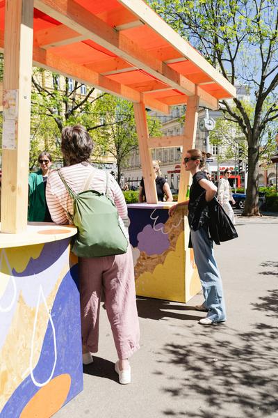 Creatives for Vienna – Making Spaces X Klima Biennale Wien: Die Anhaltestelle (Straßenbahnlinie O, 25.04.2026) Foto: Wirtschaftsagentur Wien / eSeL.at - Robert Puteanu