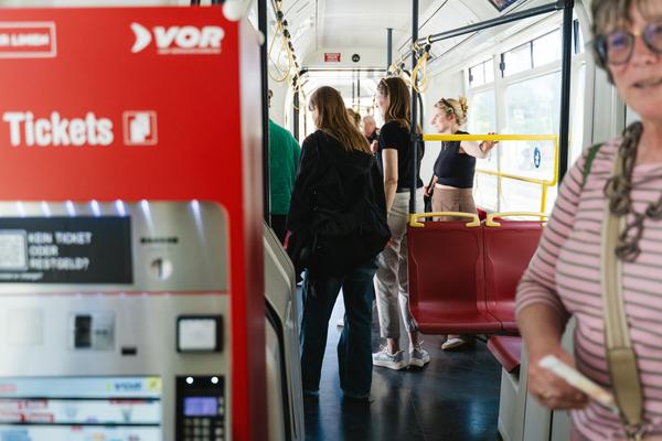 Creatives for Vienna – Making Spaces X Klima Biennale Wien: Die Anhaltestelle (Straßenbahnlinie O, 25.04.2026) Foto: Wirtschaftsagentur Wien / eSeL.at - Robert Puteanu