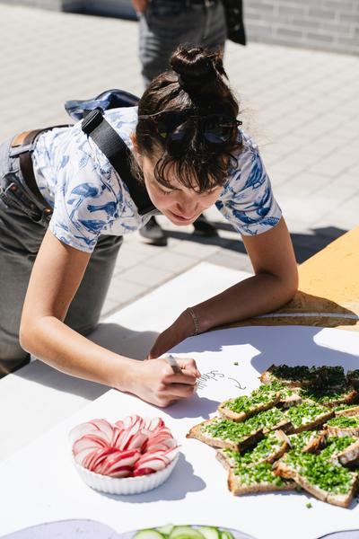 Creatives for Vienna – Making Spaces X Klima Biennale Wien: Die Anhaltestelle (Straßenbahnlinie O, 25.04.2026) Foto: Wirtschaftsagentur Wien / eSeL.at - Robert Puteanu