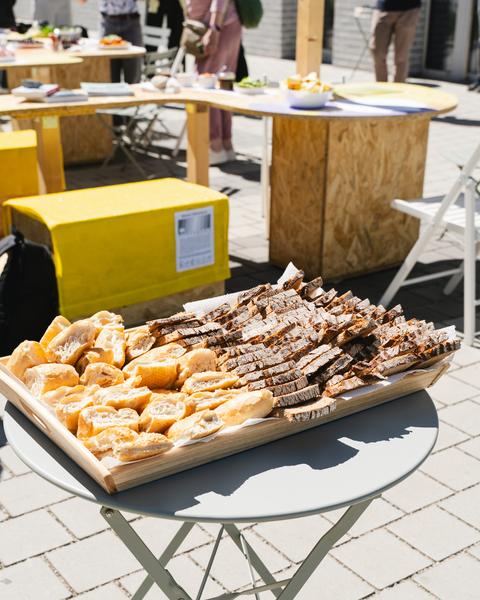 Creatives for Vienna – Making Spaces X Klima Biennale Wien: Die Anhaltestelle (Straßenbahnlinie O, 25.04.2026) Foto: Wirtschaftsagentur Wien / eSeL.at - Robert Puteanu