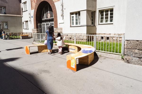 Creatives for Vienna – Making Spaces X Klima Biennale Wien: Die Anhaltestelle (Straßenbahnlinie O, 25.04.2026) Foto: Wirtschaftsagentur Wien / eSeL.at - Robert Puteanu