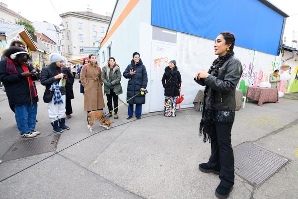 From Fear to Love - Fearless Mural (Brunnenpassage, 06.12.2025) Foto: eSeL.at - Joanna Pianka