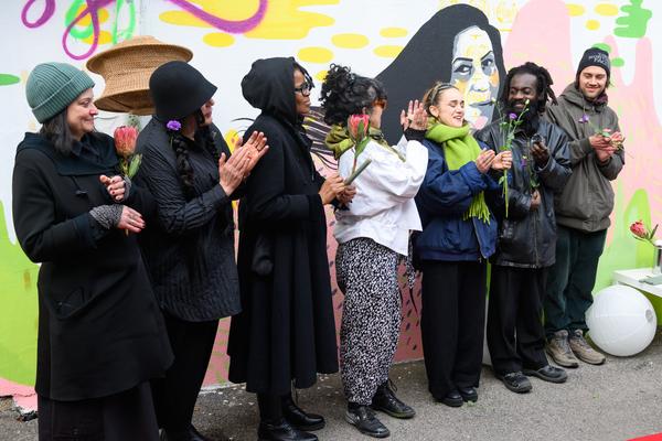 From Fear to Love - Fearless Mural (Brunnenpassage, 06.12.2025) Foto: eSeL.at - Joanna Pianka