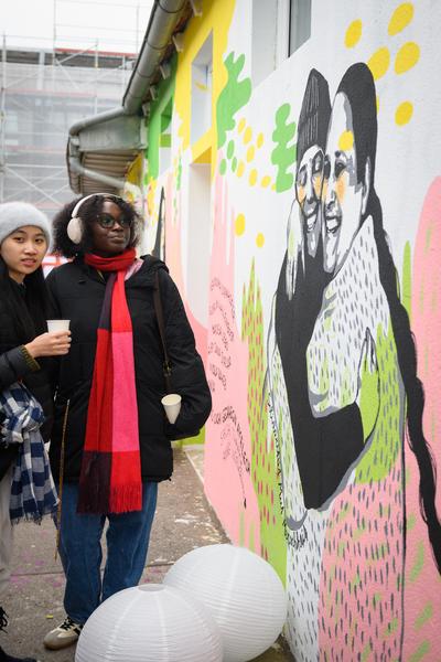 From Fear to Love - Fearless Mural (Brunnenpassage, 06.12.2025) Foto: eSeL.at - Joanna Pianka