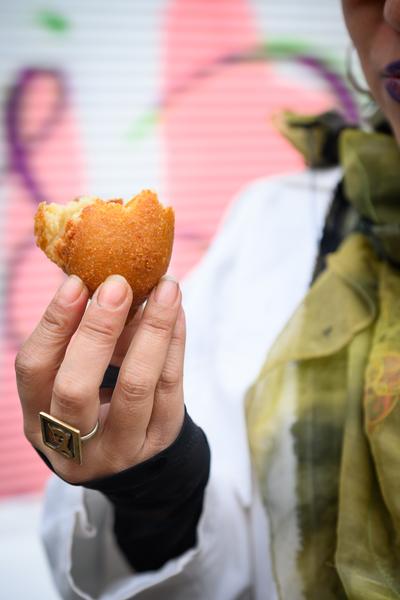 From Fear to Love - Fearless Mural (Brunnenpassage, 06.12.2025) Foto: eSeL.at - Joanna Pianka