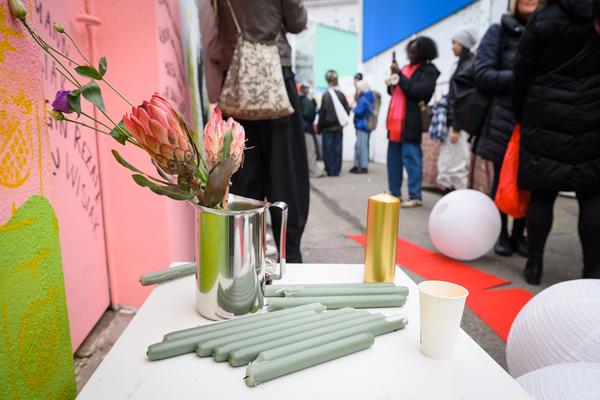 From Fear to Love - Fearless Mural (Brunnenpassage, 06.12.2025) Foto: eSeL.at - Joanna Pianka