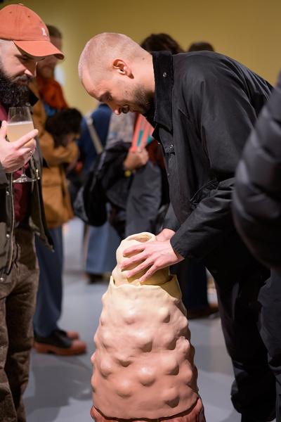 Fuzzy Earth - The Belly Knows Before the Brain (KunstHausWien, 15.10.2025 - 25.01.2026) Foto: eSeL.at - Joanna Pianka
