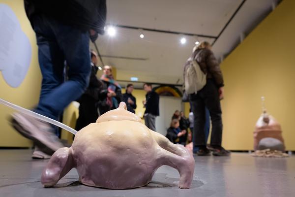 Fuzzy Earth - The Belly Knows Before the Brain (KunstHausWien, 15.10.2025 - 25.01.2026) Foto: eSeL.at - Joanna Pianka