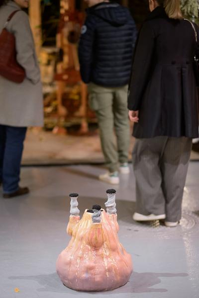 Fuzzy Earth - The Belly Knows Before the Brain (KunstHausWien, 15.10.2025 - 25.01.2026) Foto: eSeL.at - Joanna Pianka