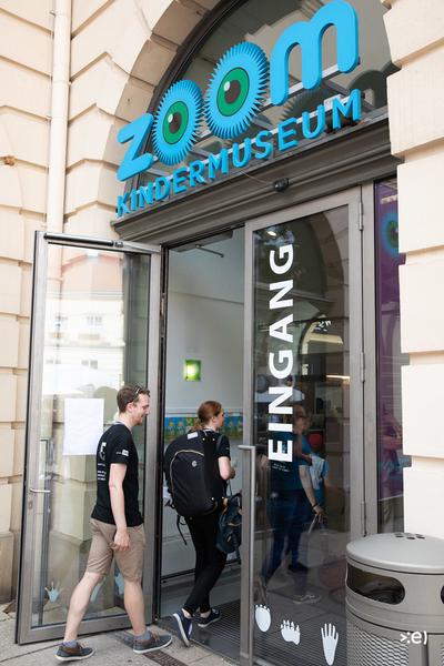 Zoom Kindermuseum / MuseumsQuartier Wien: MQ Klassik Close Up. Pop Up Konzerte. Ensembles des European Union Youth Orchestra &amp; Campus Grafenegg (28.7.2019) <a href="https://www.mqw.at/programm/2019/grafenegg-x-mq-klassik-close-up" rel="noreferrer nofollow">www.mqw.at/programm/2019/grafenegg-x-mq-klassik-close-up</a> | Foto: eSeL Foto: eSeL.at - Lorenz Seidler