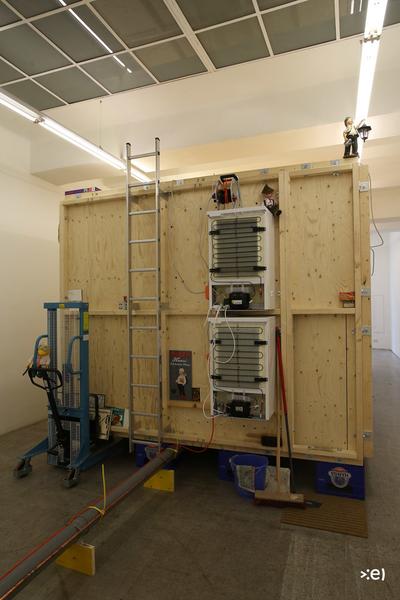 Galerie Kerstin Engholm: Hans Schabus - Autopsie mit Hubwagen (24.4. - 16.6.2015) <a href="http://esel.at/termin/77483" rel="noreferrer nofollow">esel.at/termin/77483</a> | Foto: <a href="http://eSeL.at" rel="noreferrer nofollow">eSeL.at</a> Foto: eSeL.at