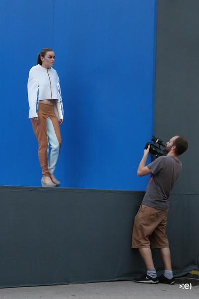 Tanzquartier Wien: Lucia Stahl - Sensation  - Museumsquartier Wien - Summer of Fashion, 30.6.2012 - <a href="http://esel.cc/tqw_Lucia-Glass" rel="noreferrer nofollow">esel.cc/tqw_Lucia-Glass</a> -  Foto: <a href="http://eSeL.at" rel="noreferrer nofollow">eSeL.at</a> Foto: (cc-by-nc-sa) eSeL.at