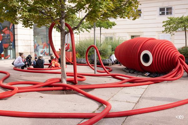 KRAKE (Dschungel Wien / MQ "Kinderhof", 27.9. - 9.10.2025) Foto: eSeL.at - Lorenz Seidler