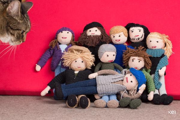 Gruppenfoto monochrom <a href="http://www.monochrom.at" rel="noreferrer nofollow">www.monochrom.at</a> (Puppets: Evelyn Fürlinger, Photo: <a href="http://eSeL.at" rel="noreferrer nofollow">eSeL.at</a>) Foto: (c) eSeL.at