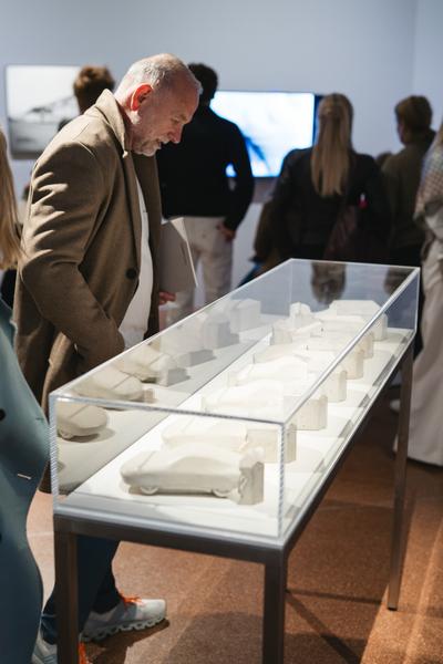 Gottfried Bechtold. Betonporsche (Heidi Horten Collection, 27.04.2026) Foto: eSeL.at - Robert Puteanu