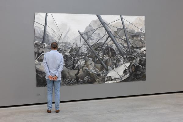 Grey Time (Jeremias Altmann &amp; Andreas Tanzer) "Traglast" (Museum Angerlehner, 27.6. - 1.11.2026) Foto: eSeL.at - Lorenz Seidler
