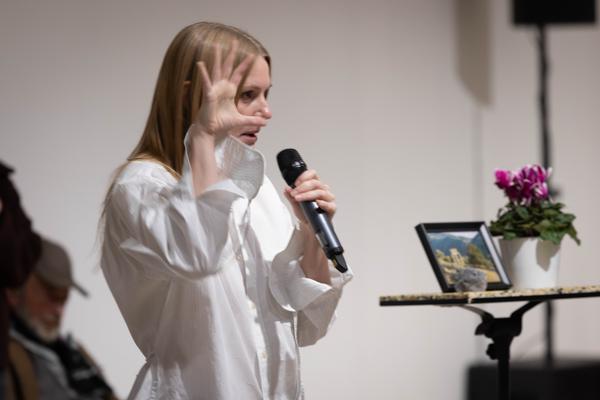 H13 2025: Stina Fors &quot;Answer me, Pythia&quot; (Kunstraum Niederösterreich, 21.11.2025) Foto: eSeL.at - Lorenz Seidler