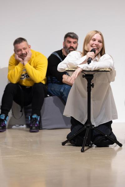 H13 2025: Stina Fors &quot;Answer me, Pythia&quot; (Kunstraum Niederösterreich, 21.11.2025) Foto: eSeL.at - Lorenz Seidler