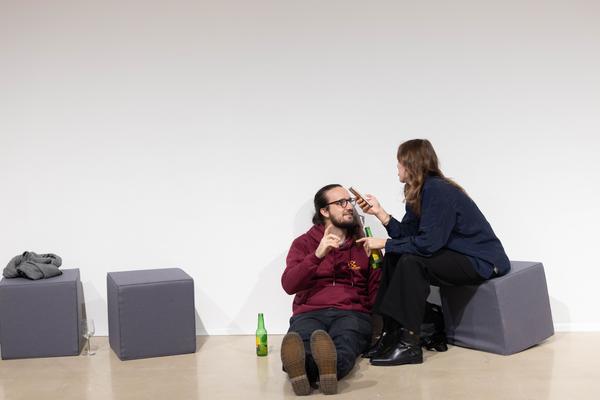 H13 2025: Stina Fors &quot;Answer me, Pythia&quot; (Kunstraum Niederösterreich, 21.11.2025) Foto: eSeL.at - Lorenz Seidler