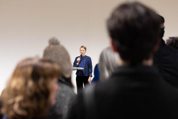 H13 2025: Stina Fors &quot;Answer me, Pythia&quot; (Kunstraum Niederösterreich, 21.11.2025) Foto: eSeL.at - Lorenz Seidler