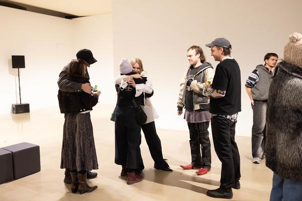 H13 2025: Stina Fors &quot;Answer me, Pythia&quot; (Kunstraum Niederösterreich, 21.11.2025) Foto: eSeL.at - Lorenz Seidler