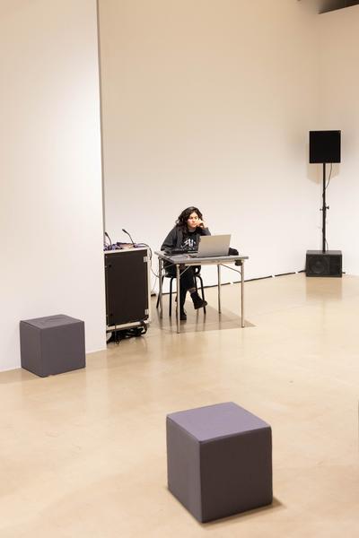 H13 2025: Stina Fors &quot;Answer me, Pythia&quot; (Kunstraum Niederösterreich, 21.11.2025) Foto: eSeL.at - Lorenz Seidler