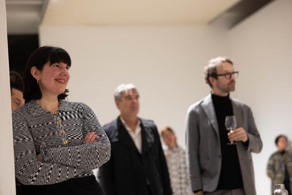 H13 2025: Stina Fors "Answer me, Pythia" (Kunstraum Niederösterreich, 21.11.2025) Foto: eSeL.at - Lorenz Seidler