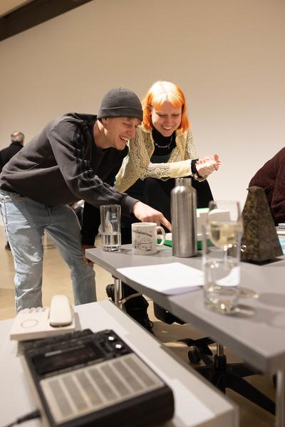 H13 2025: Stina Fors "Answer me, Pythia" (Kunstraum Niederösterreich, 21.11.2025) Foto: eSeL.at - Lorenz Seidler